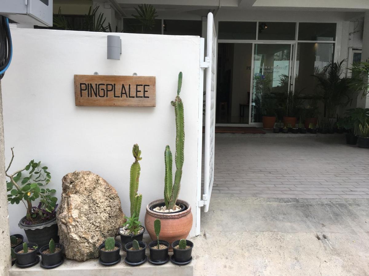 Bed and Breakfast Pingplalee Female House Bangkok Esterno foto