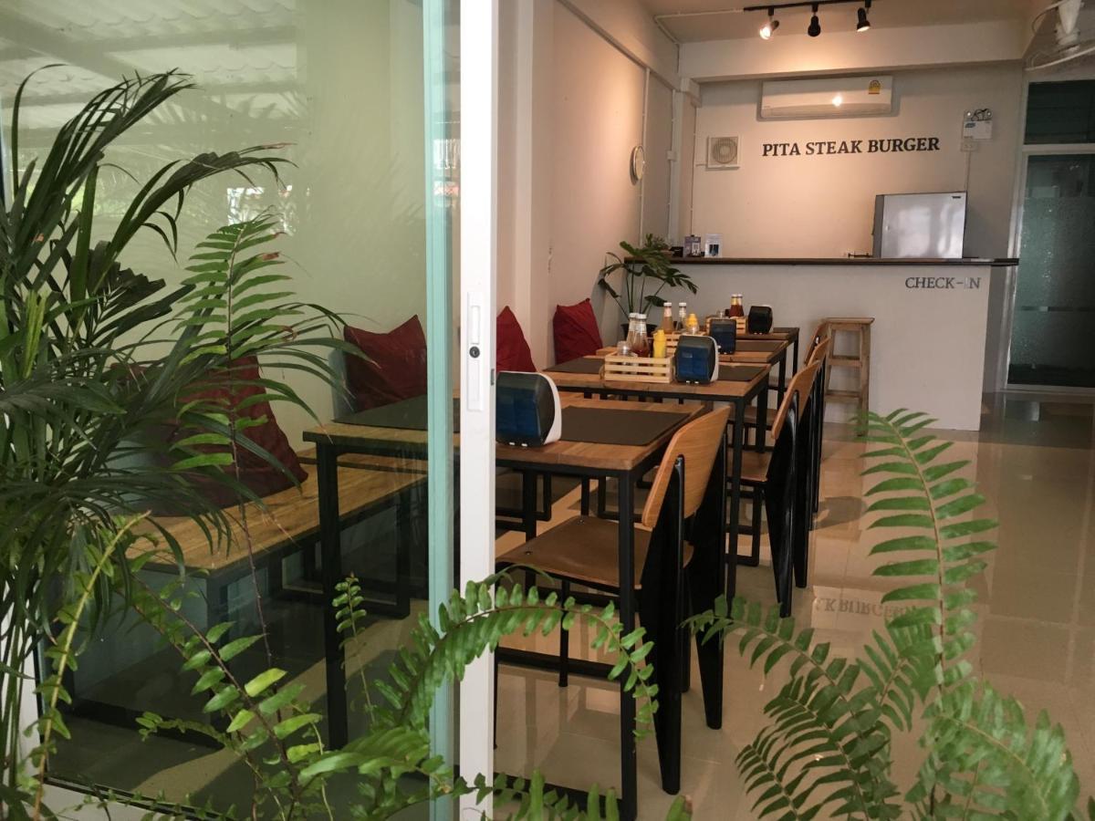 Bed and Breakfast Pingplalee Female House Bangkok Esterno foto