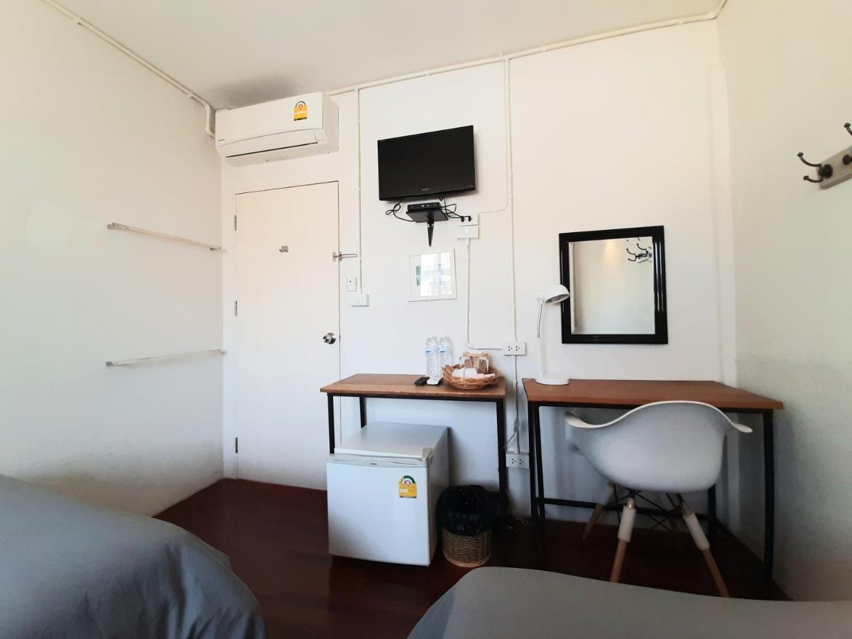 Bed and Breakfast Pingplalee Female House Bangkok Esterno foto