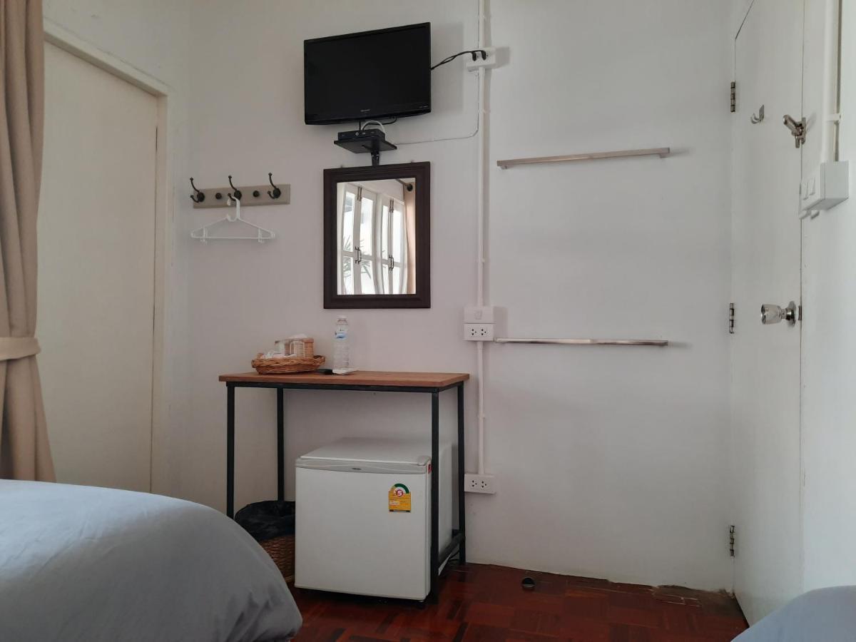 Bed and Breakfast Pingplalee Female House Bangkok Esterno foto